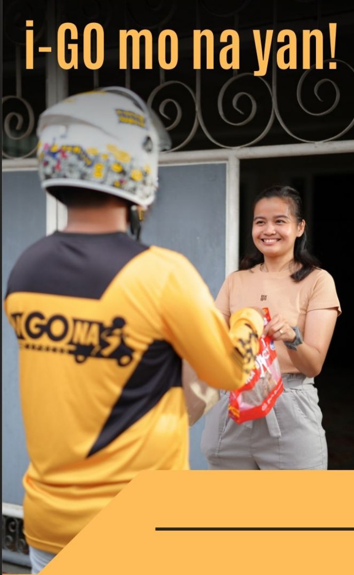 LaGOna Express rider delivering an order